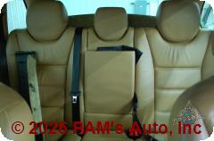Vehicle photo 13