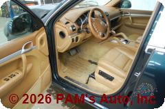 Vehicle photo 8