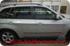 Vehicle photo 3