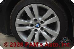 Vehicle photo 7