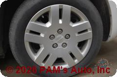 Vehicle photo 7