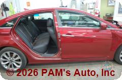 Vehicle photo 3