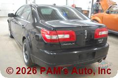 Vehicle photo 5