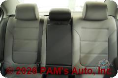 Vehicle photo 13