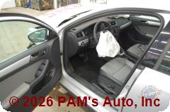 Vehicle photo 8
