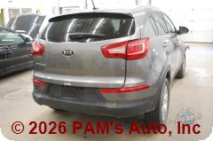 Vehicle photo 4