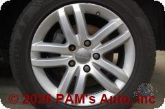 Vehicle photo 7