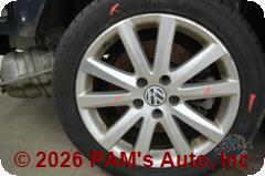 Vehicle photo 7