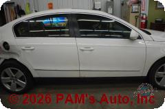 Vehicle photo 3