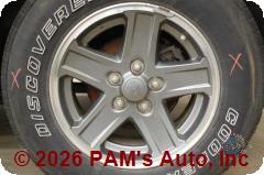 Vehicle photo 7