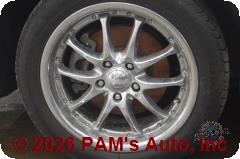 Vehicle photo 7