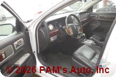 Vehicle photo 8