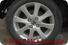 Vehicle photo 7