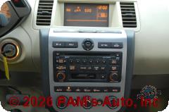 Vehicle photo 11