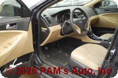Vehicle photo 8