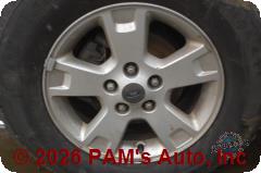 Vehicle photo 7