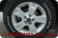 Vehicle photo 7