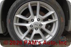 Vehicle photo 7