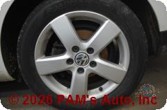Vehicle photo 7