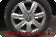 Vehicle photo 7