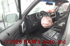 Vehicle photo 8