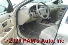 Vehicle photo 8