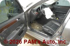 Vehicle photo 8
