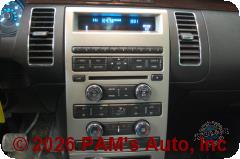 Vehicle photo 11