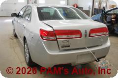 Vehicle photo 5