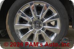 Vehicle photo 7
