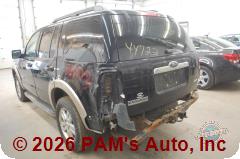 Vehicle photo 5