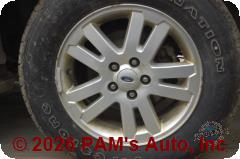 Vehicle photo 7
