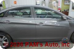 Vehicle photo 3