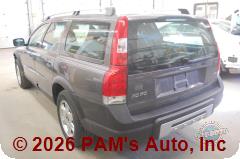 Vehicle photo 5