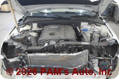 Vehicle photo 12