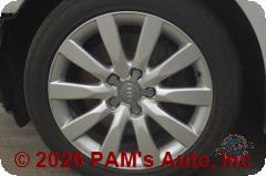 Vehicle photo 7