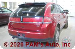 Vehicle photo 4