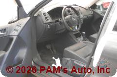 Vehicle photo 8