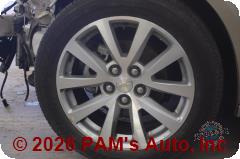 Vehicle photo 7