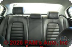 Vehicle photo 9
