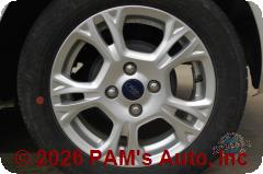 Vehicle photo 7
