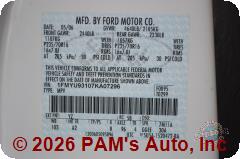 Vehicle photo 13