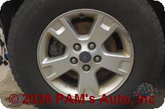Vehicle photo 7