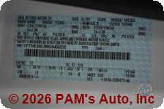 Vehicle photo 13