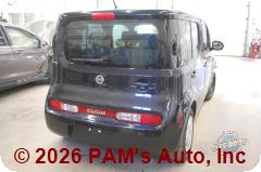 Vehicle photo 4