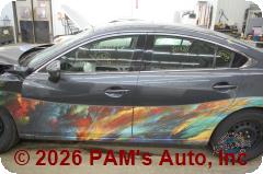 Vehicle photo 6