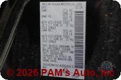 Vehicle photo 13
