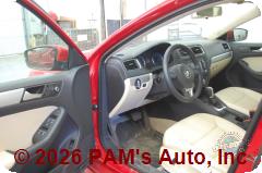 Vehicle photo 8