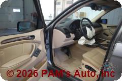 Vehicle photo 8