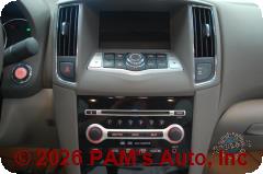Vehicle photo 11